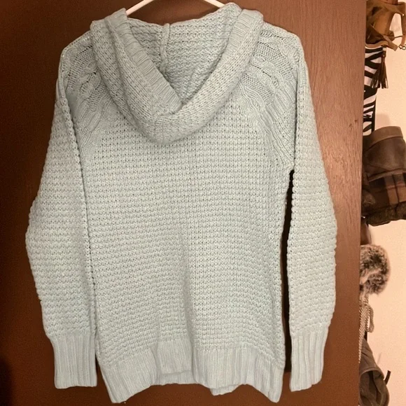 Lite blue knit sweater - Picture 6 of 6